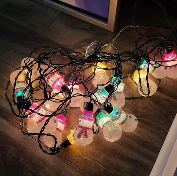 Vintage Light for Christmas - Picture 2 of 3